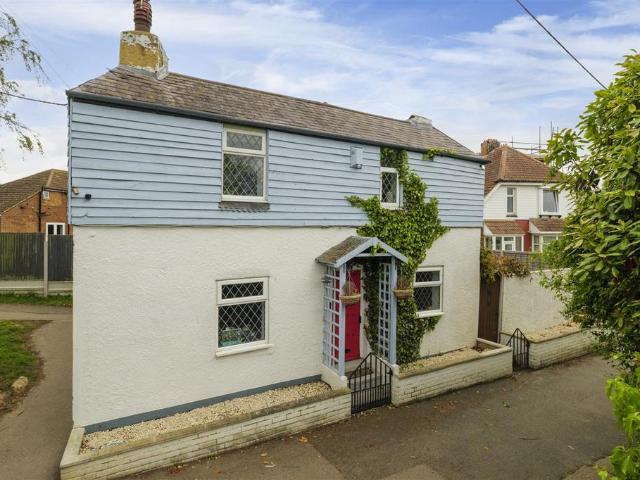 House for rent in Minster, Acol
