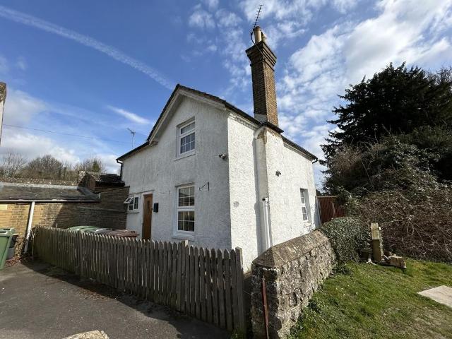 House for rent in Midway, Kent