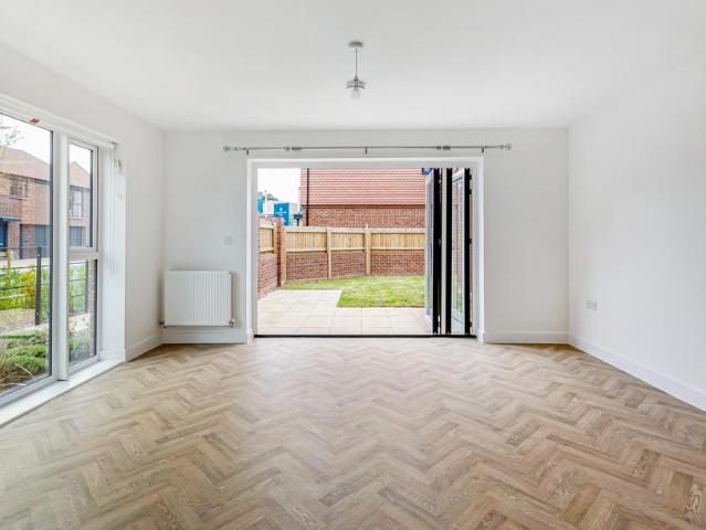 House for rent in Ripley, Guildford