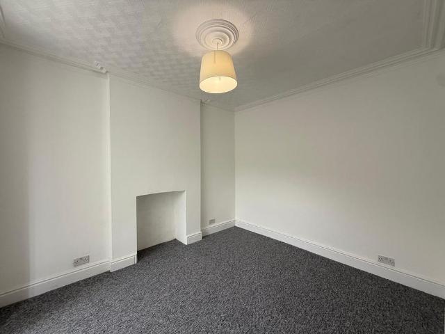 House for rent in Gorslas, Wales