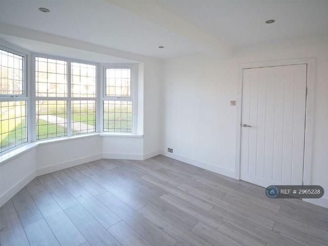 House for rent in Five Roads, Wales