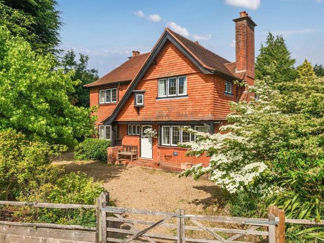 House for rent in Fole, Surrey