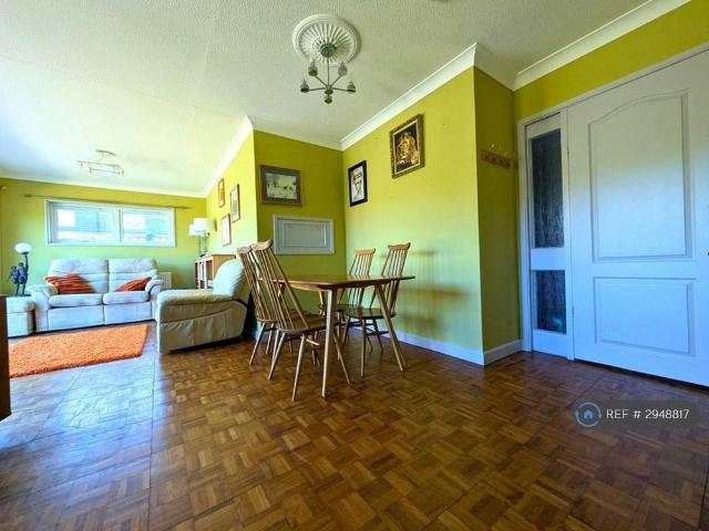 House for rent in Wrecclesham, Fole