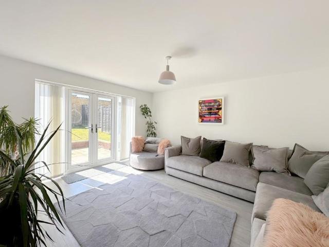 House for rent in Stipers Hill, Dunstable