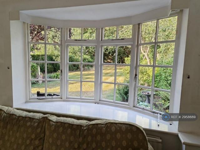 House for rent in Southdown, St Albans