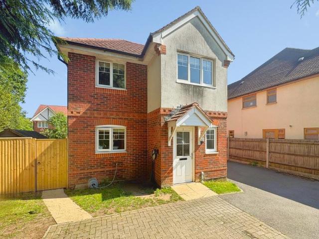 House for rent in Wokingham