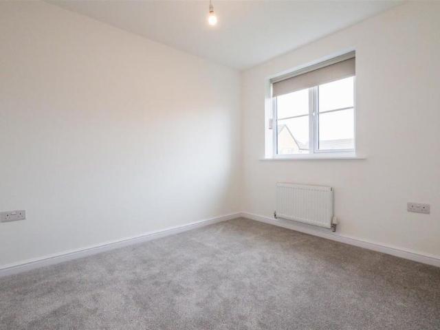 House for rent in Creswell Model Village, Elmton