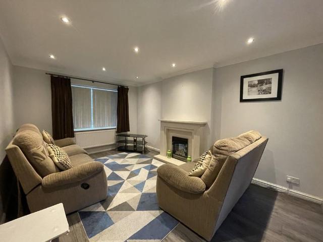 House for rent in Cheadle, Greater Manchester