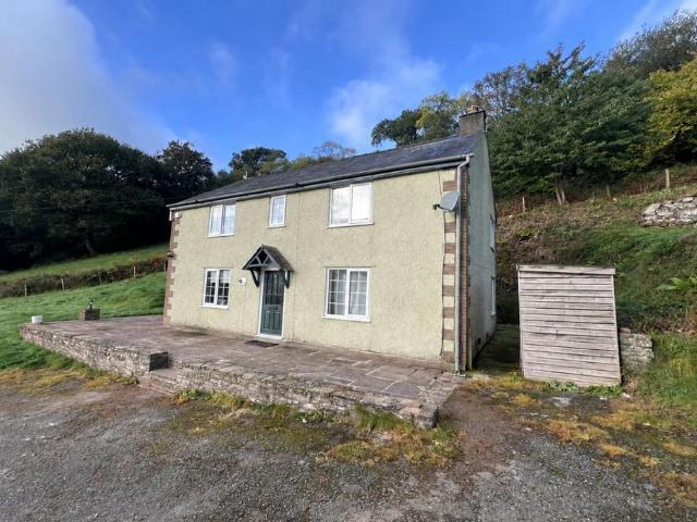 House for rent in Waun Fach, Cwmdu