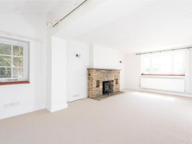 House for rent in Oakley, Bedford