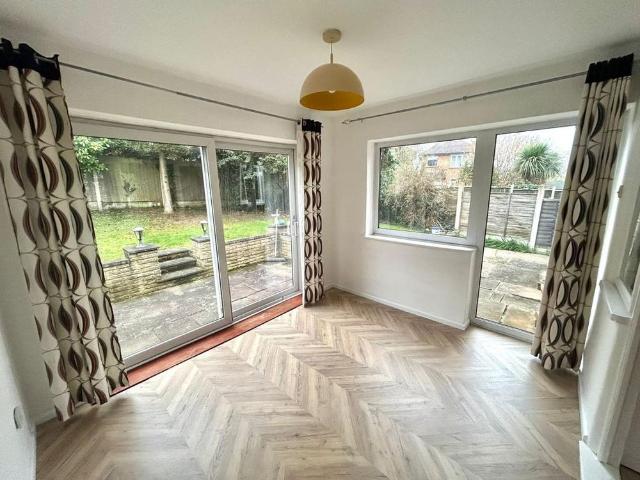 House for rent in Compton Acres, Barton In Fabis
