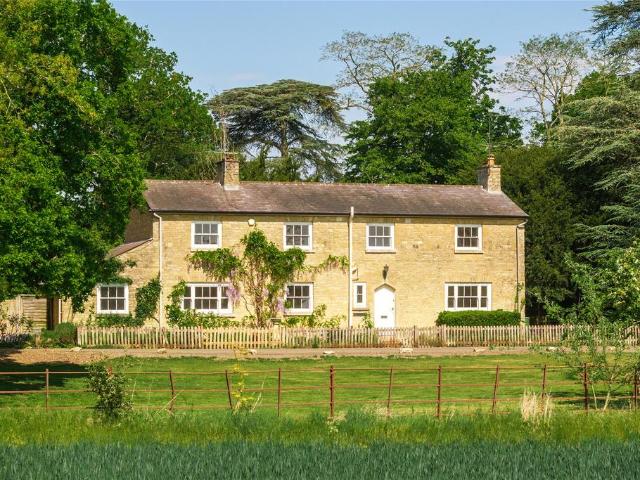 House for rent in Oakley, Bedford