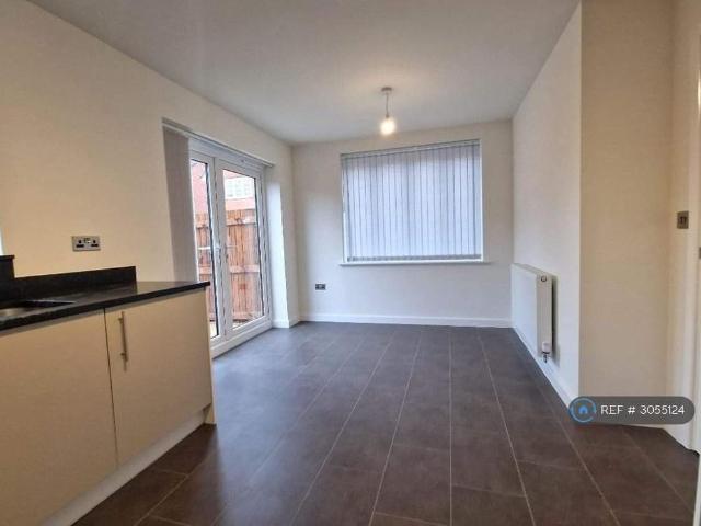 House for rent in Heald Green, Stockport