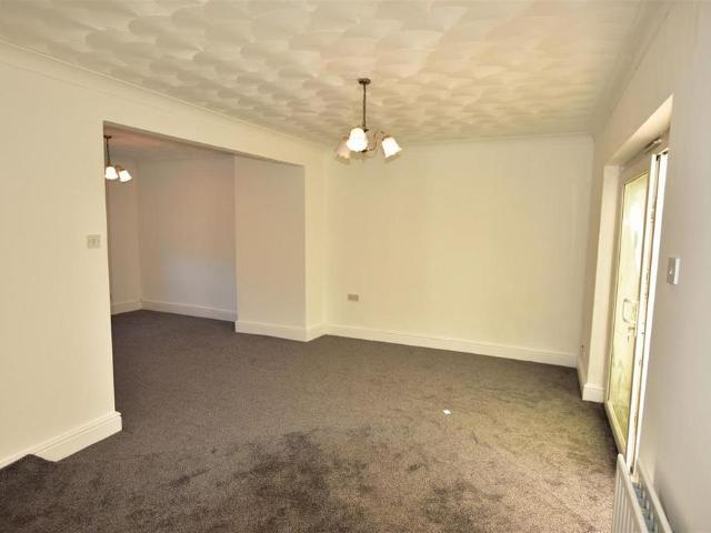 House for rent in Moulton Park Industrial Estate, Northampton