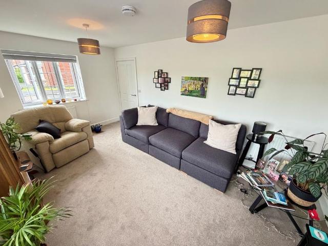 House for rent in Elmfield, Leicestershire