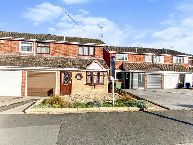 House for rent in Chilvers Coton, Camp Hill