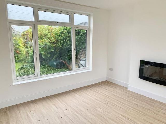 House for rent in Caldermill, East Midlands