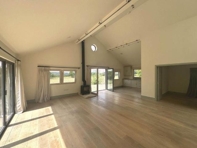 House for rent in Fossebridge, Gloucestershire