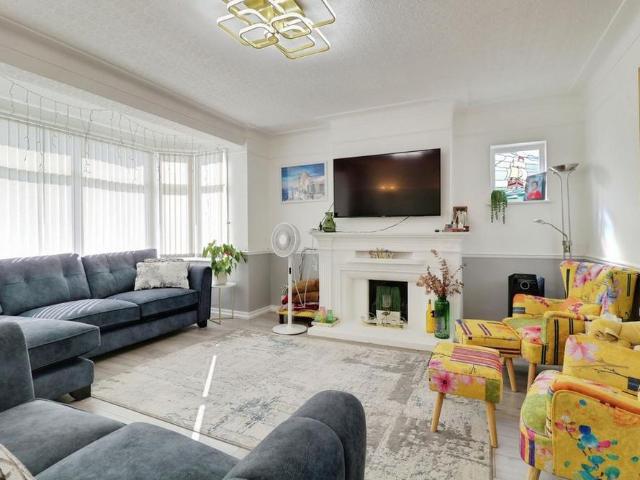 House for rent in Alton Barnes, Essex