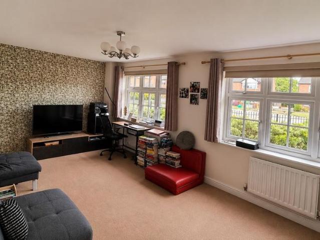 House for rent in Huntington, Cheshire