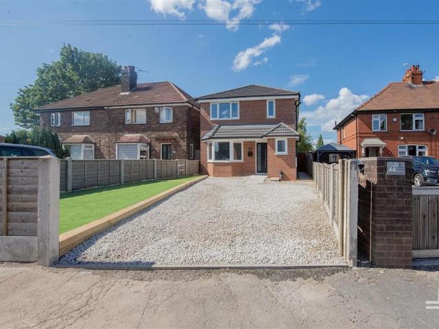 House for rent in Lowton St Mary's, Wigan