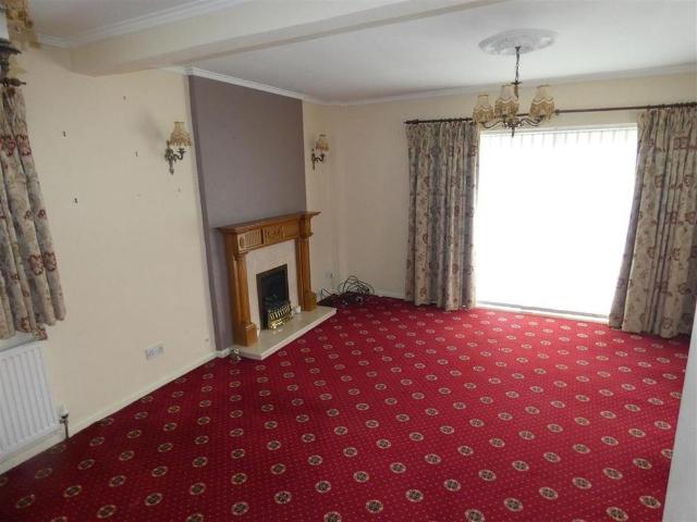 House for rent in Caldermill, East Midlands