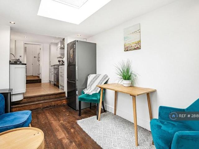 House for rent in St Albans, Five Acres