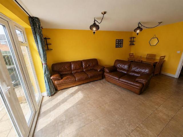 House for rent in Corby