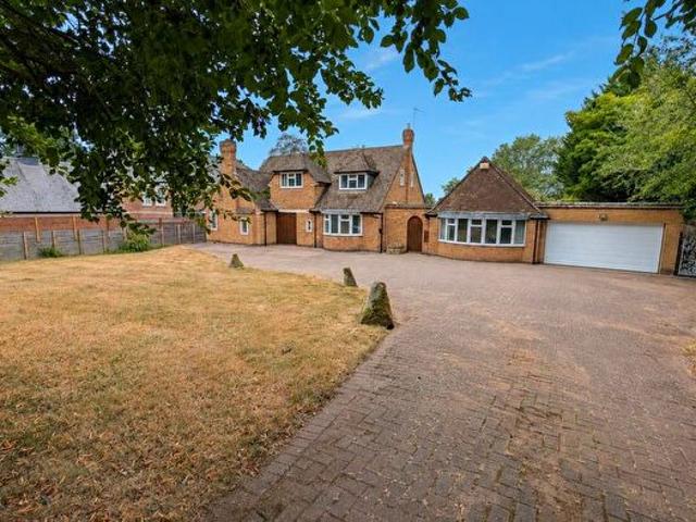 Apartment for rent in Green Close, Warwickshire