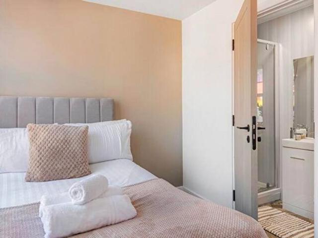 Apartment for rent in The Meadows, Haddon