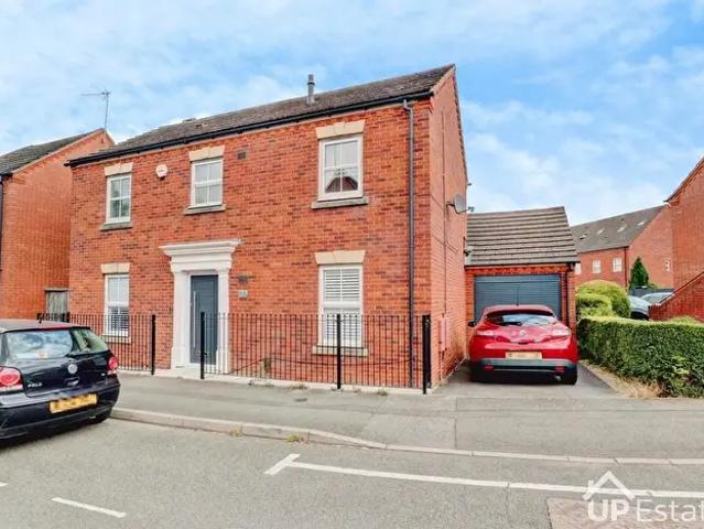 Apartment for rent in Chilvers Coton, Camp Hill