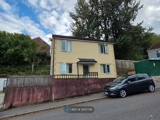 Apartment for rent in Cwmrhydyceirw, Swansea
