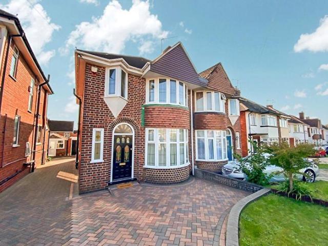 Apartment for rent in Cheylesmore, West Midlands