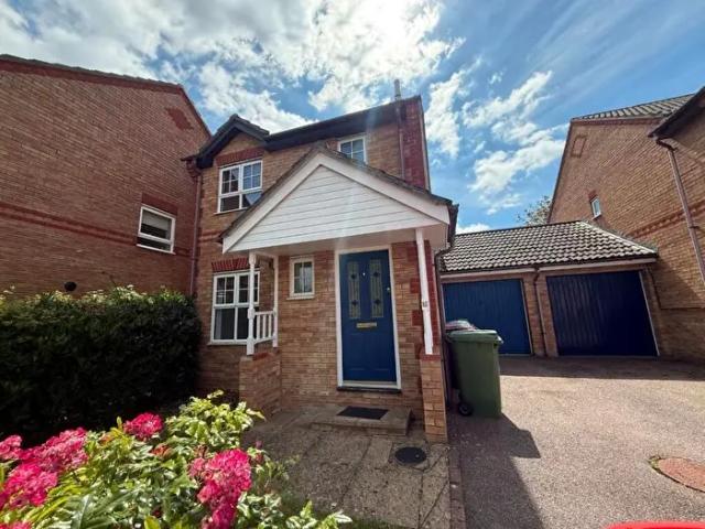Apartment for rent in Shenley Brook End, Milton Keynes