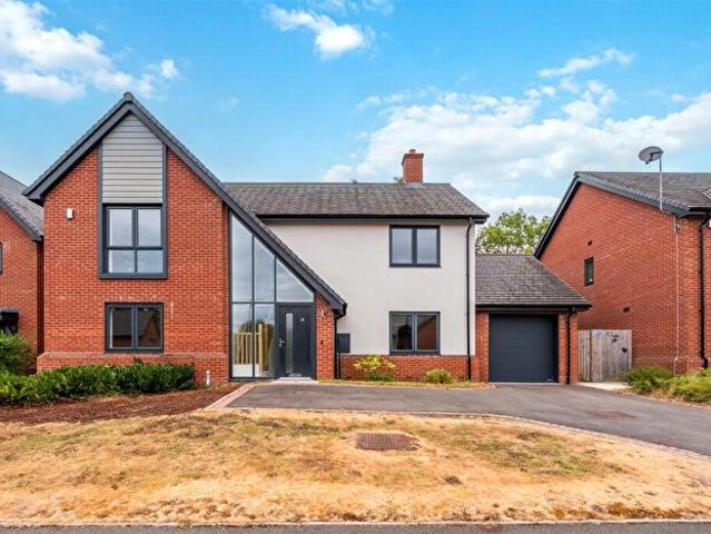 Apartment for rent in Green Close, Warwickshire