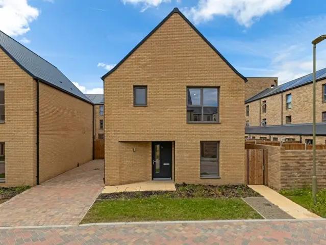 Apartment for rent in Barton Park, The Slade