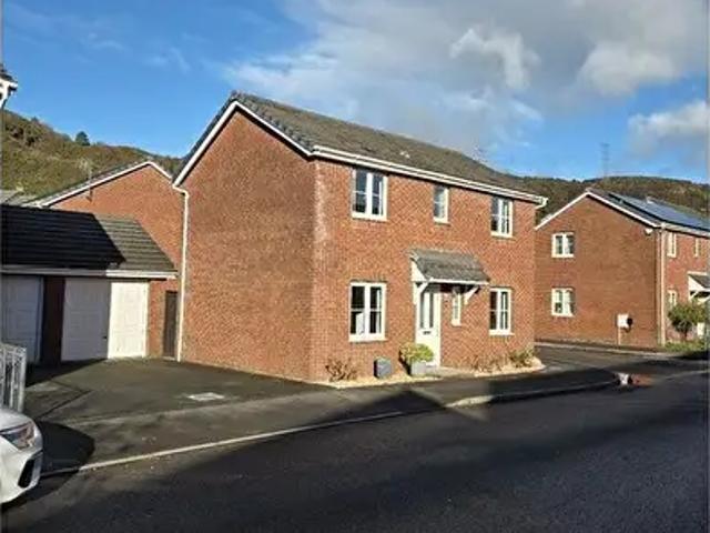 Apartment for rent in Port Tennant, Swansea