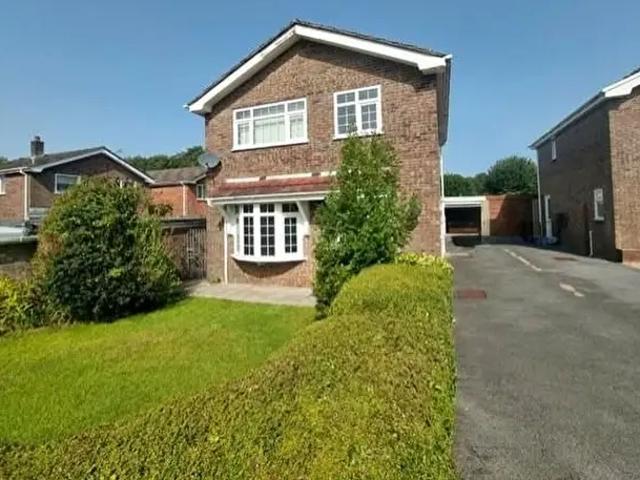 Apartment for rent in Tir-y-dail, Ammanford