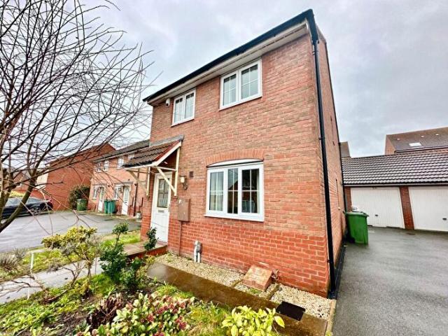 Apartment for rent in Glenfields, Pinfold