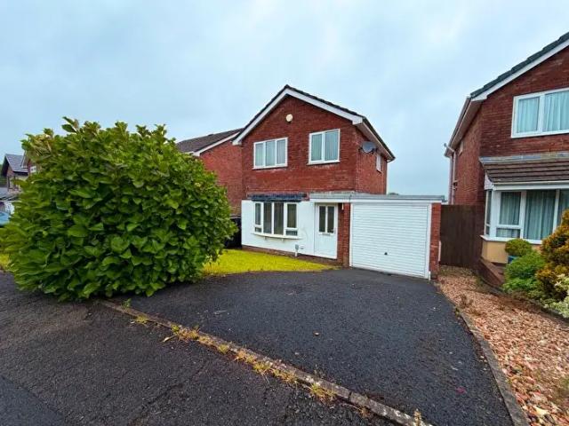 Apartment for rent in Llanedi, Fforest