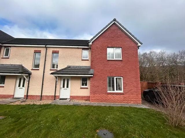 Apartment for rent in Coedffranc, Skewen