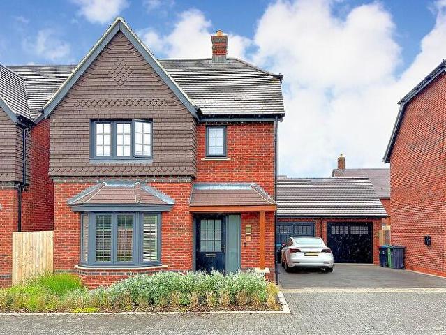 Apartment for rent in Eagle Farm, Wavendon