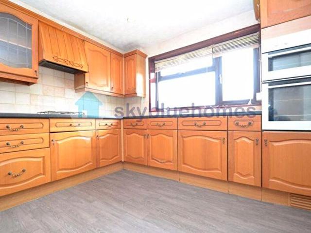 Apartment for rent in Elmfield, Leicestershire