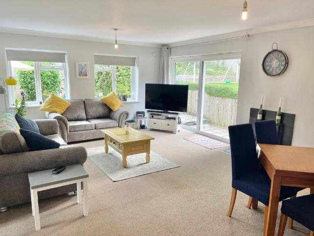 House for rent in Budlake, Devon