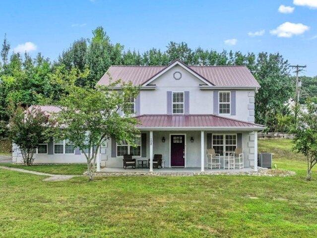 House for sale in Dickson, Tennessee