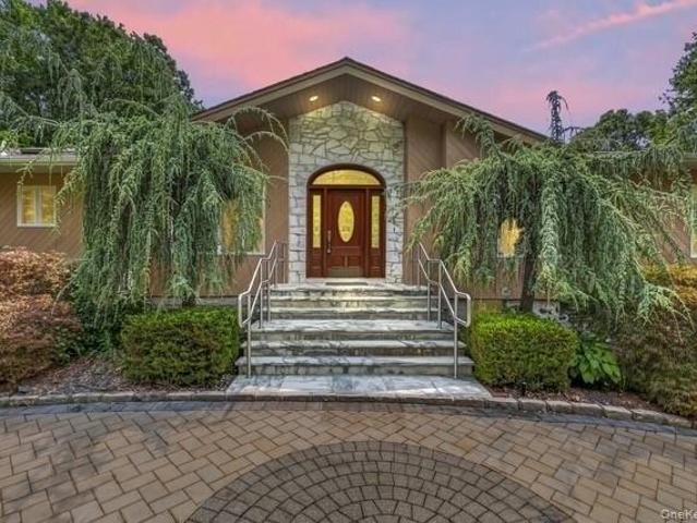 House for sale in Huntington, New York