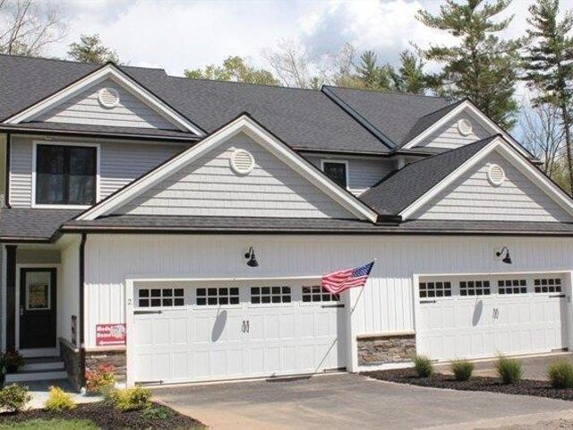Condo for sale in Douglas, Massachusetts