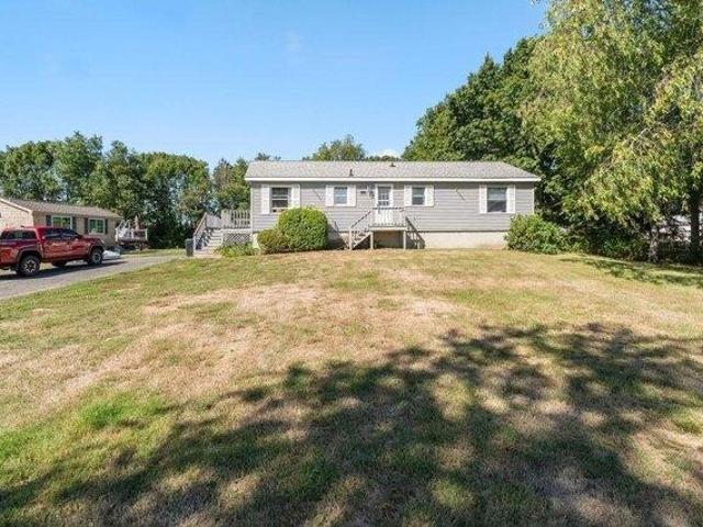 House for sale in Dover, Strafford County