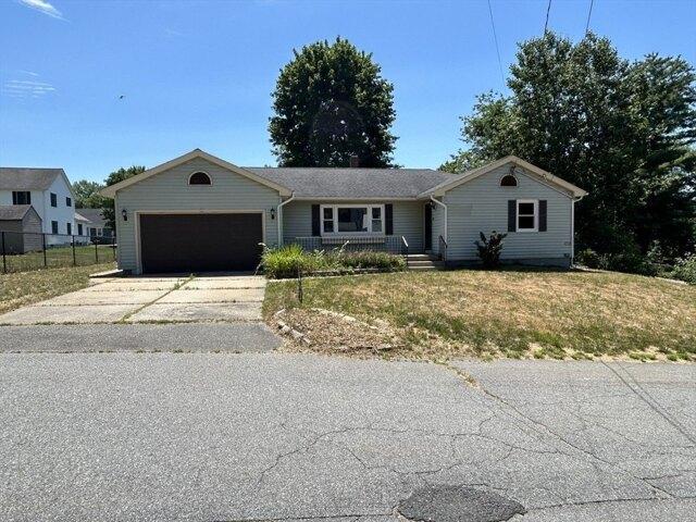 House for sale in Dracut, Massachusetts