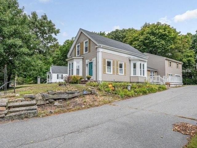 House for sale in Dracut, Middlesex County
